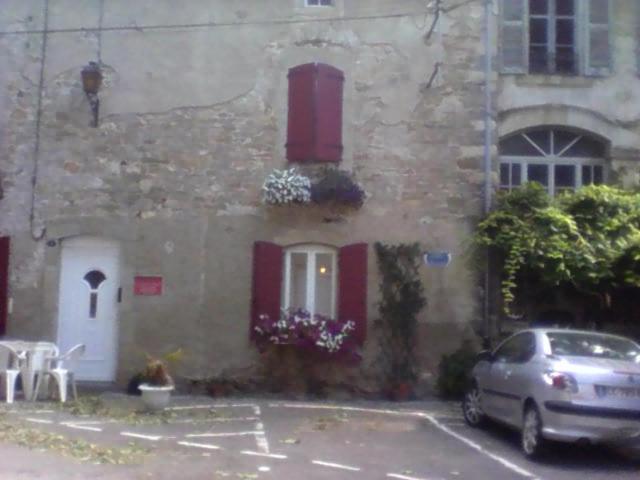 La Maison Des Vendangeurs Trausse Exterior photo